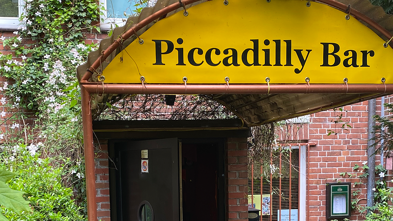 Picadilly Bar